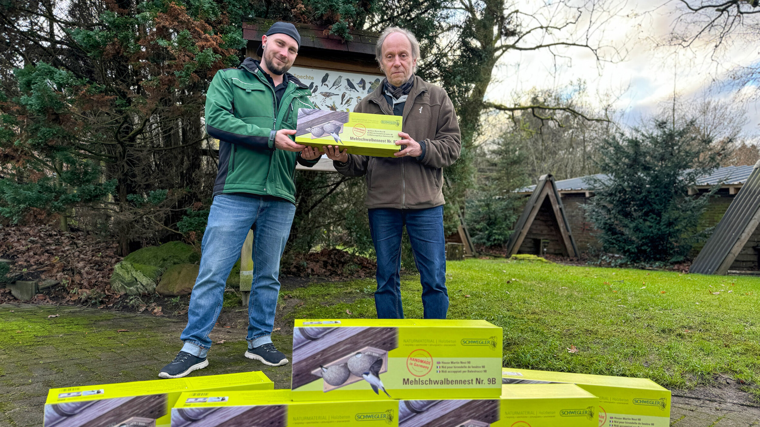 Weihnachtspende Mehlschwalbennester Übergabe
