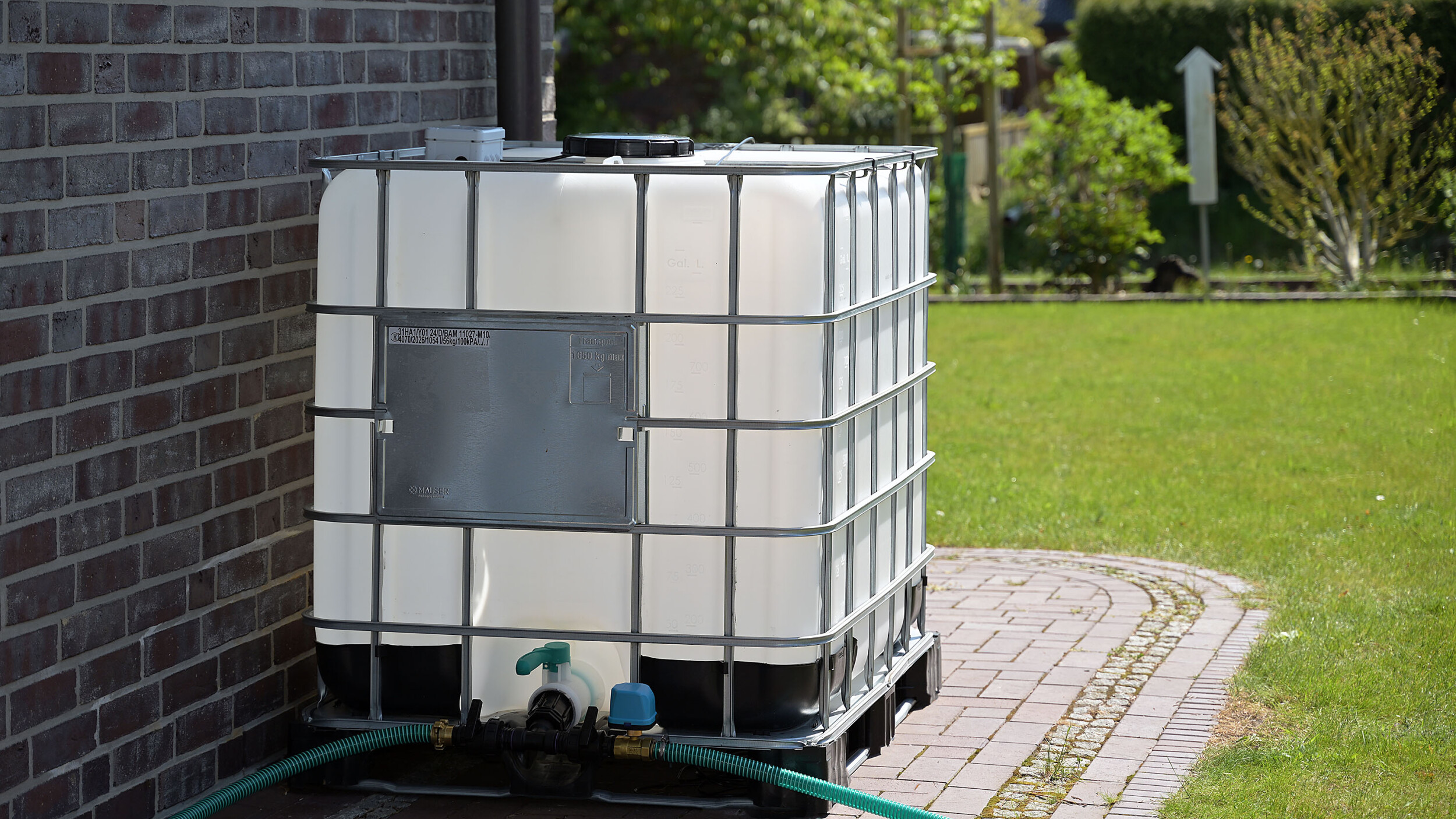 Tank für den Braintaink im Garten