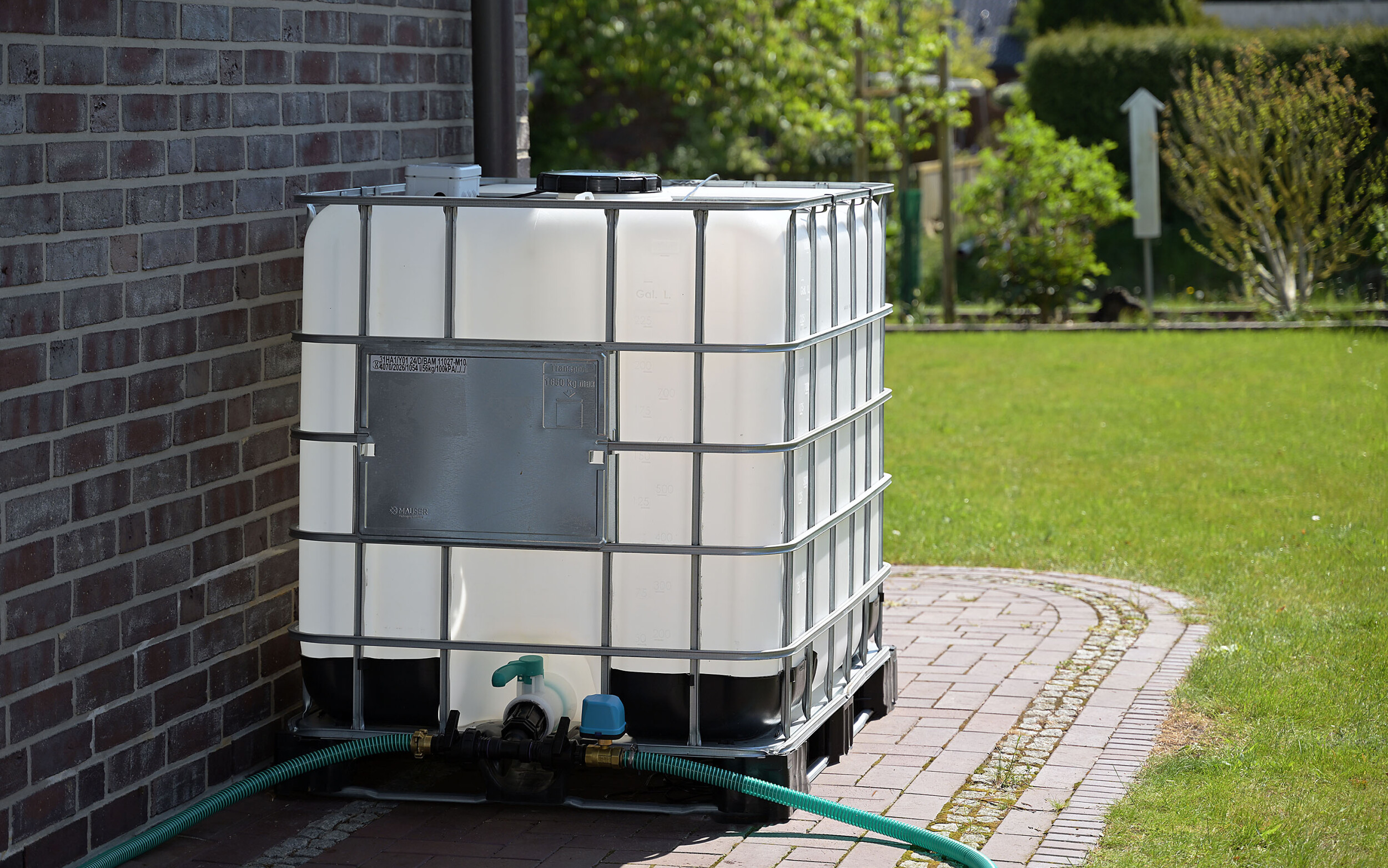 Tank für den Braintaink im Garten
