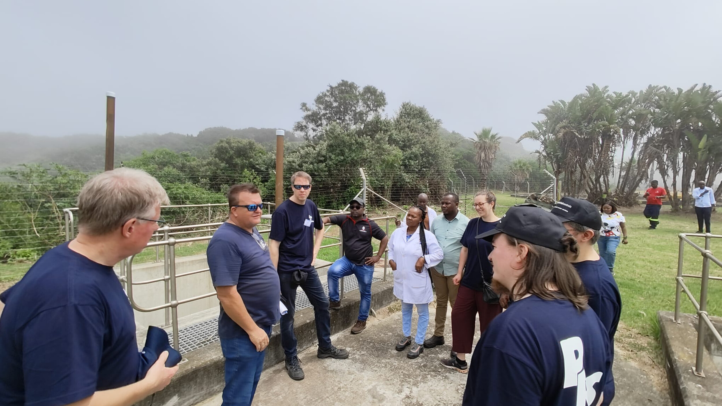Projektteilnehmende bei Erkundung