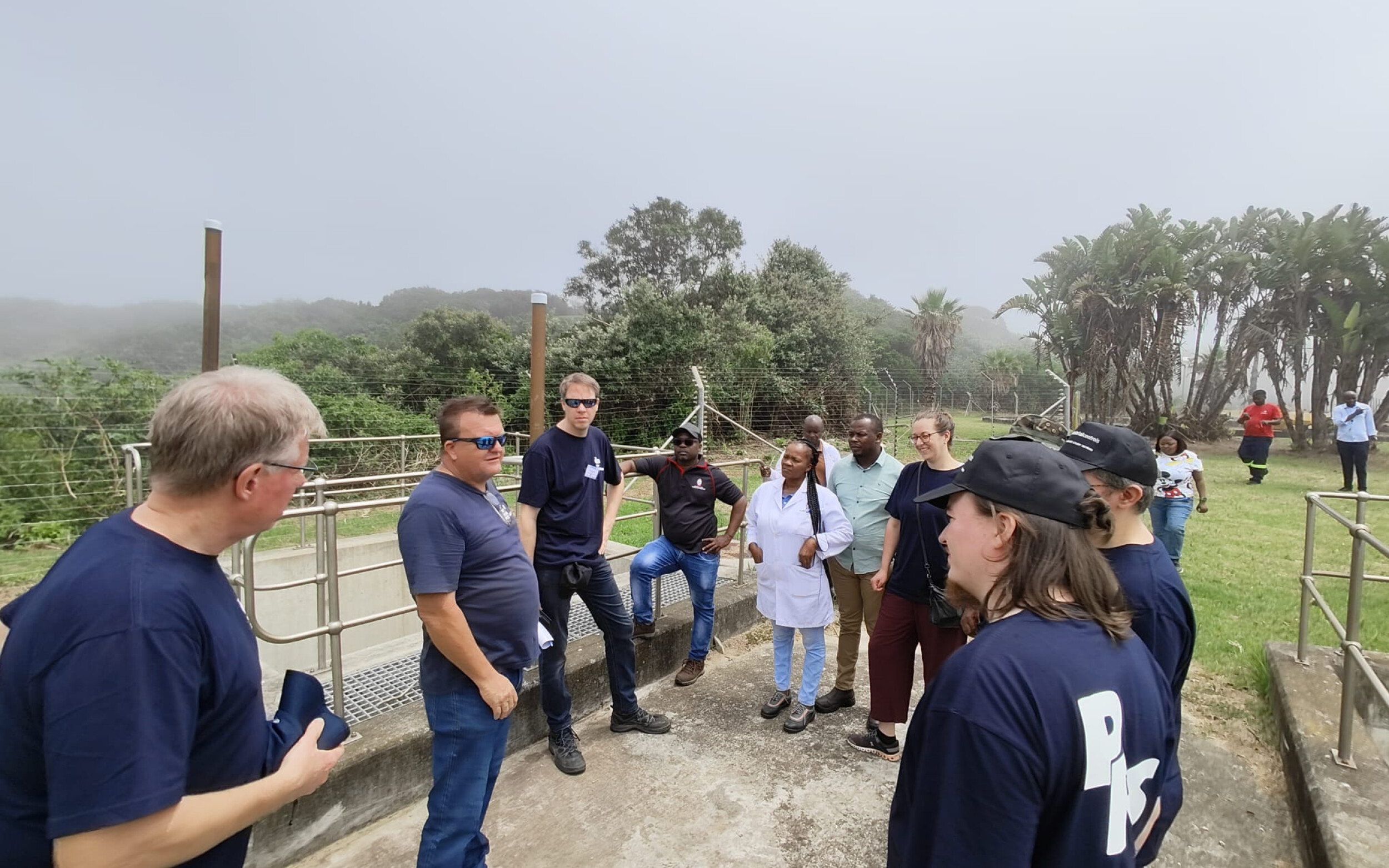 Projektteilnehmende bei Erkundung