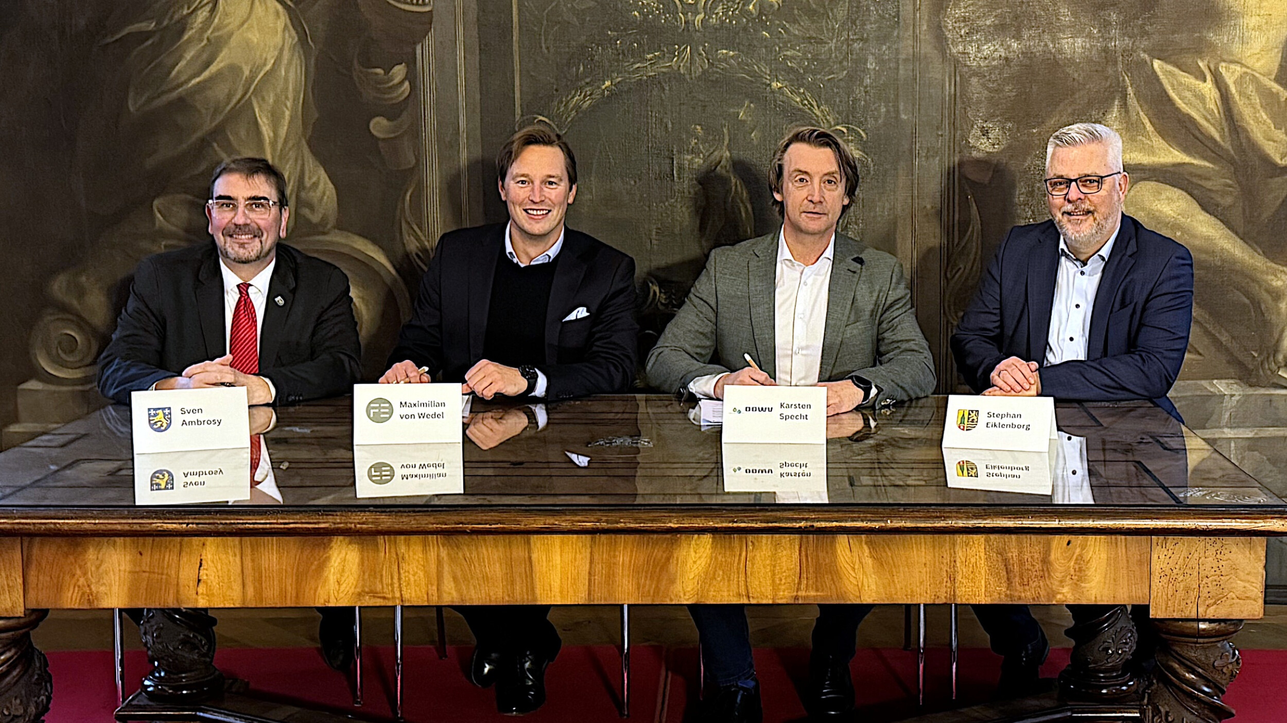 Unterzeichnung Kooperationsvertrag OOWV Friesen Elektra